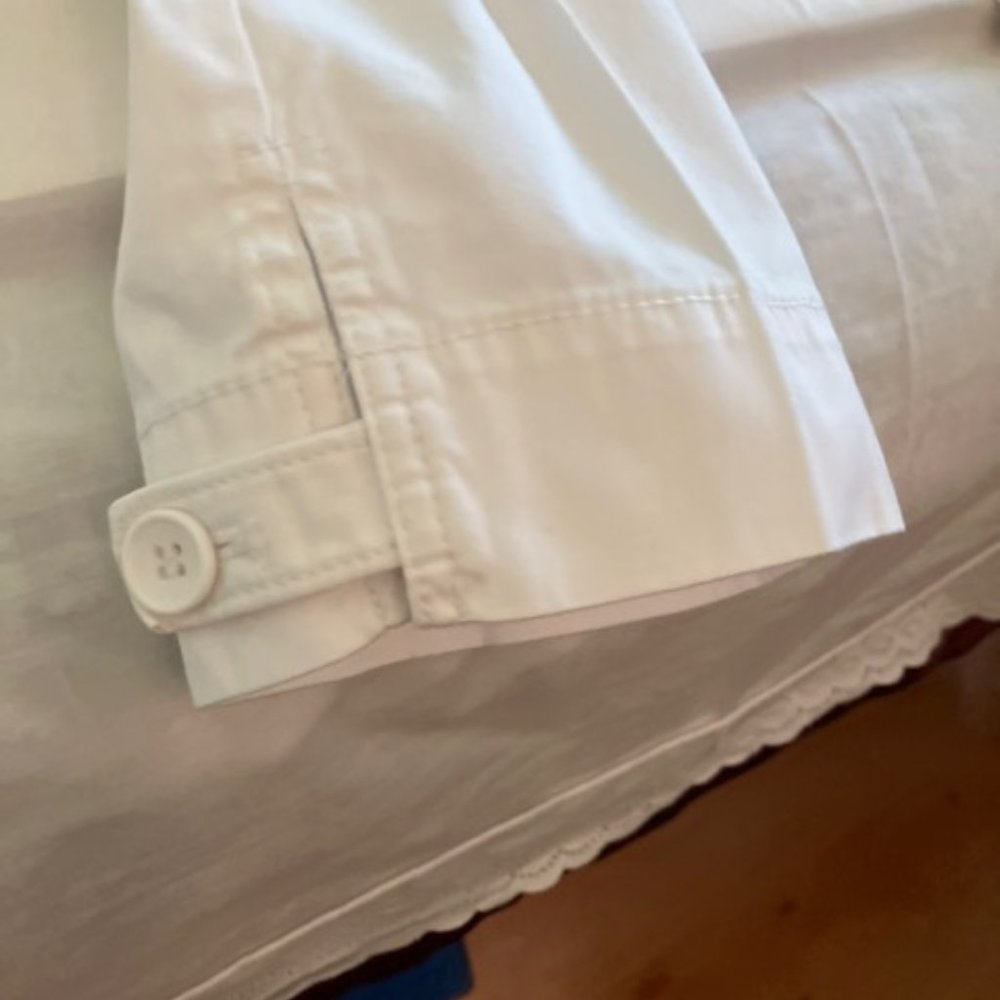 Talbots "The Perfect Skimmer" White Capri Pants Size 6 - Picture 5 of 12